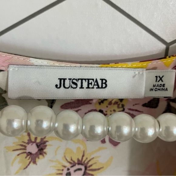 NWOT JustFab Crochet Trim Retro Floral Maxi Dress - Picture 5 of 7